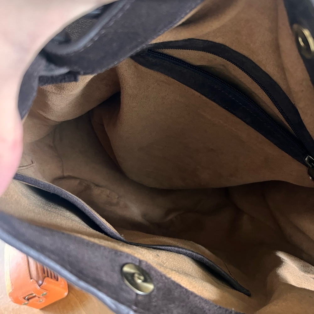 Elegant Brown Suede Minimalist Tote Bag - Picture 8 of 9